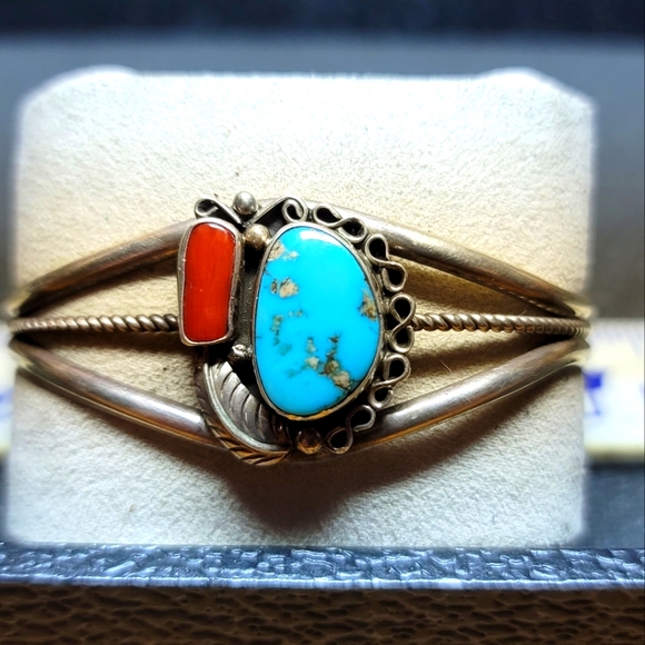 Vintage Native American Made Sterling Silver Cuff Turquoise/Coral